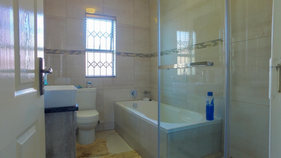 4 Bedroom Property for Sale in Waterkloof A H North West